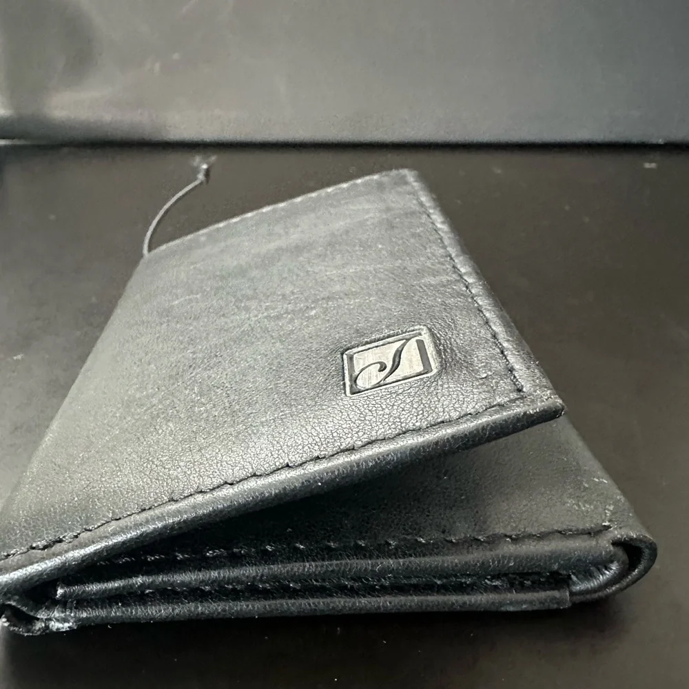 🆕Stone Mountain Trifold Leather Wallet